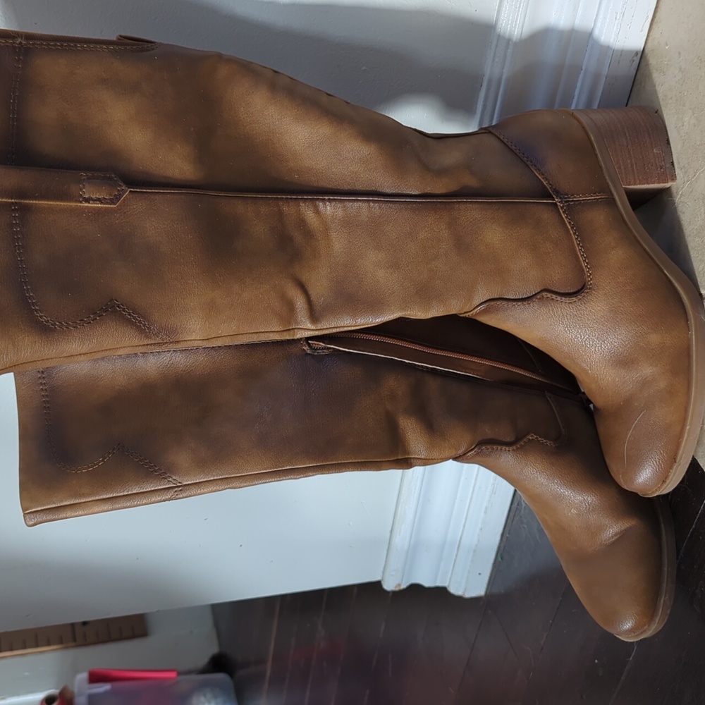 New Denver hayes boot